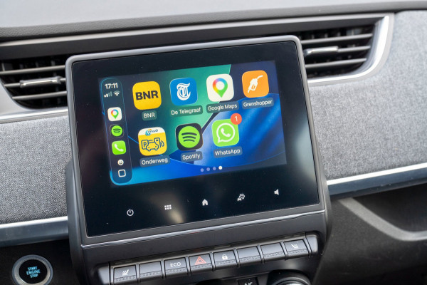 Renault ZOE R135 Intens 52 kWh | Prijs rijklaar incl. 12 mnd garantie | Camera Navi Apple/Android carplay Stuur/Stoelverw