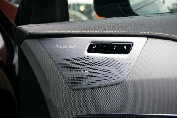 Volvo XC90 2.0 T8 Recharge AWD R-Design 7 PERS. + LUCHTVERING / B&W AUDIO / 360 CAMERA