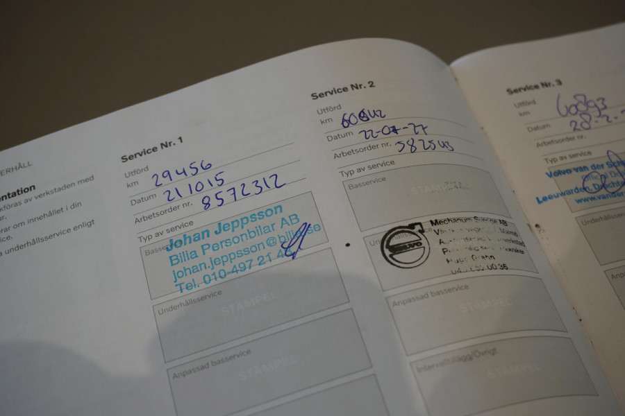 Volvo XC90 2.0 T8 Recharge AWD R-Design 7 PERS. + LUCHTVERING / B&W AUDIO / 360 CAMERA