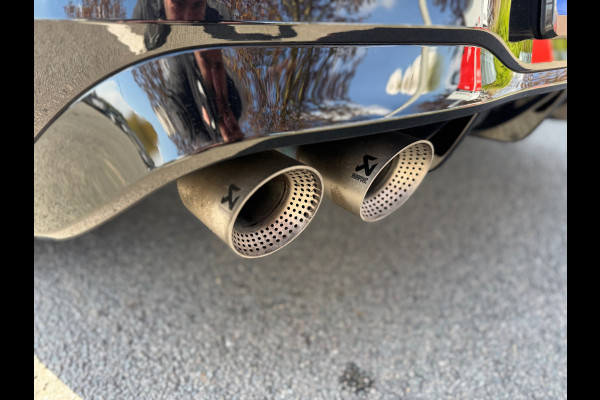 Volkswagen Golf 2.0 TSI R 4Motion DSG Pano AKRA IQ HUD Drift modes