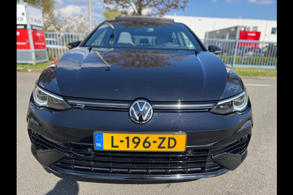 Volkswagen Golf 2.0 TSI R 4Motion DSG Pano AKRA IQ HUD Drift modes