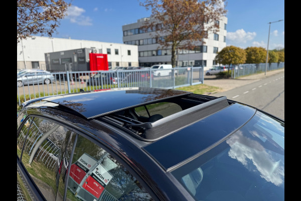 Volkswagen Golf 2.0 TSI R 4Motion DSG Pano AKRA IQ HUD Drift modes