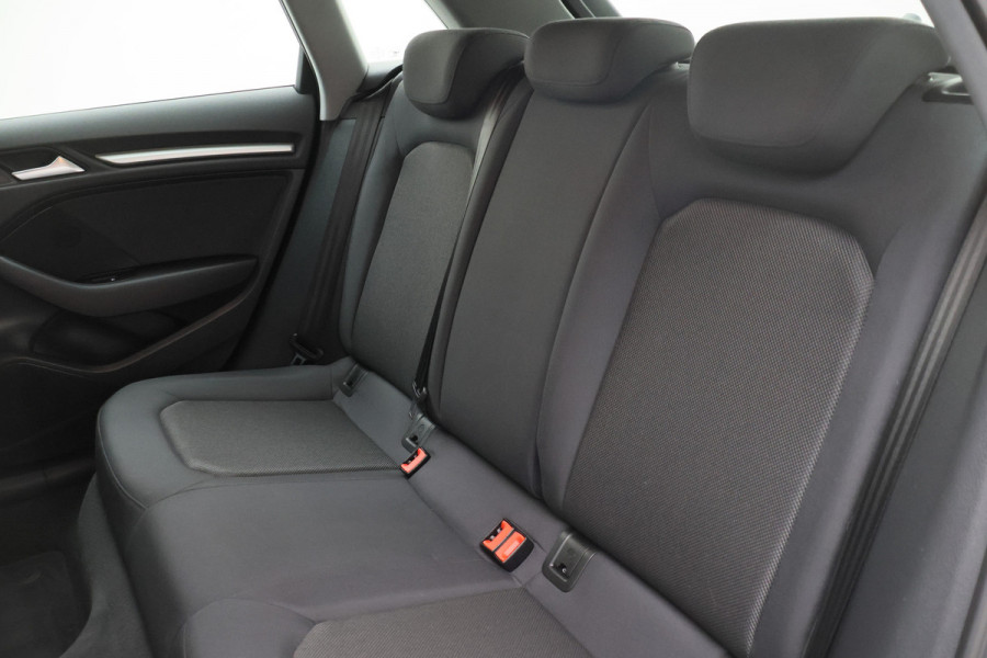 Audi A3 Sportback 30 TFSI Pro Line Eerste Eigenaar, 5-Deurs, Airco, Cruise, Navigatie, Bluetooth, PDC, 16''
