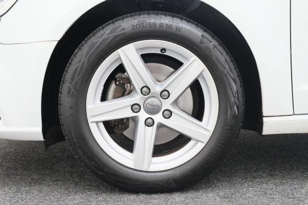 Audi A3 Sportback 30 TFSI Pro Line Eerste Eigenaar, 5-Deurs, Airco, Cruise, Navigatie, Bluetooth, PDC, 16''