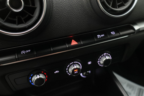 Audi A3 Sportback 30 TFSI Pro Line Eerste Eigenaar, 5-Deurs, Airco, Cruise, Navigatie, Bluetooth, PDC, 16''