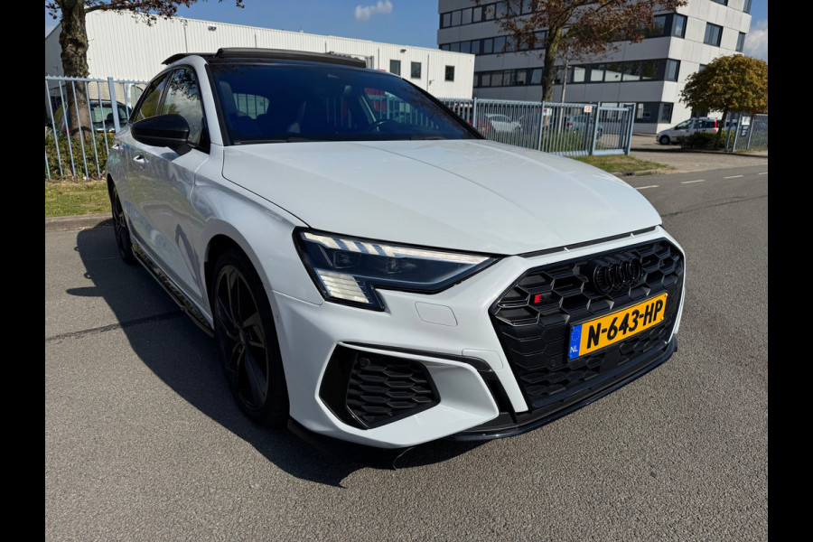 Audi A3 Sportback 2.0 TFSI S3 quattro Edition One Pano Memory HUD