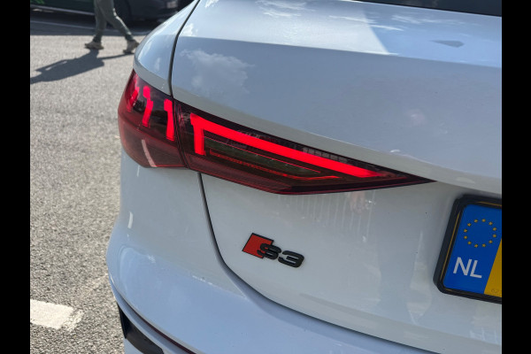 Audi A3 Sportback 2.0 TFSI S3 quattro Edition One Pano Memory HUD