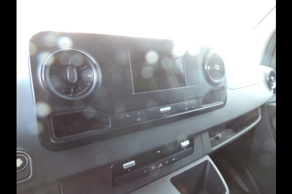 Mercedes-Benz Sprinter 314 2.2 CDI L3H2 DC EURO VI-D motor schade