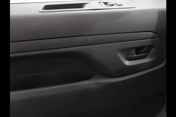 Opel Vivaro 2.0 BlueHDi 180 S&S L3 Automaat Apple Carplay /  Android Auto Parkeersensoren V+A Trekhaak Camera Navigatie Cruise Control LED koplampen houten afwerking laadruimte