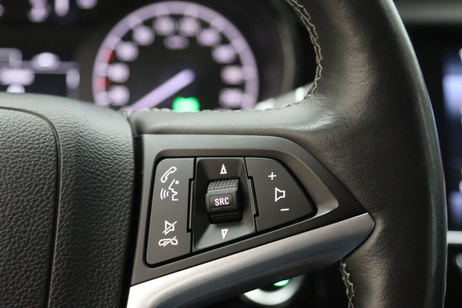 Opel Mokka X 1.4 Turbo Automaat Innovation, Leder, Stoelverwarming, Trekhaak, Comfortstoelen, Camera