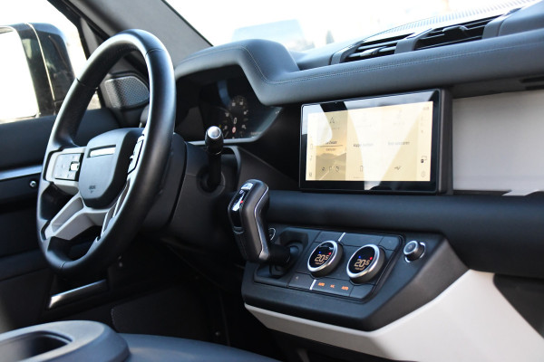 Land Rover Defender Hard Top 3.0 D250 110 MHEV S 360 Camera, Carplay, Automaat, Cruise, Grijs kenteken, 249pk, Leder, LED, Stuurverwarming, BOM VOL!