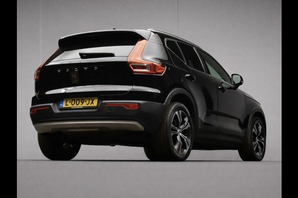 Volvo XC40 1.5 T4 Recharge Inscription Expression (APPLE CARPLAY,NAVI,LED,SPORTSTOELEN,PDC,LM VELGEN,NETTE STAAT)