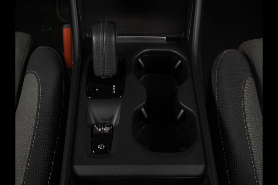 Volvo XC40 1.5 T4 Recharge Inscription Expression (APPLE CARPLAY,NAVI,LED,SPORTSTOELEN,PDC,LM VELGEN,NETTE STAAT)