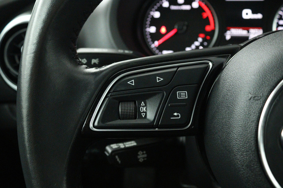 Audi A3 Sportback 1.0 TFSI Sport Lease Edition Automaat (PARKEERSENSOREN, NAVIGATIE, CRUISE CONTROL, AUTOMAAT)