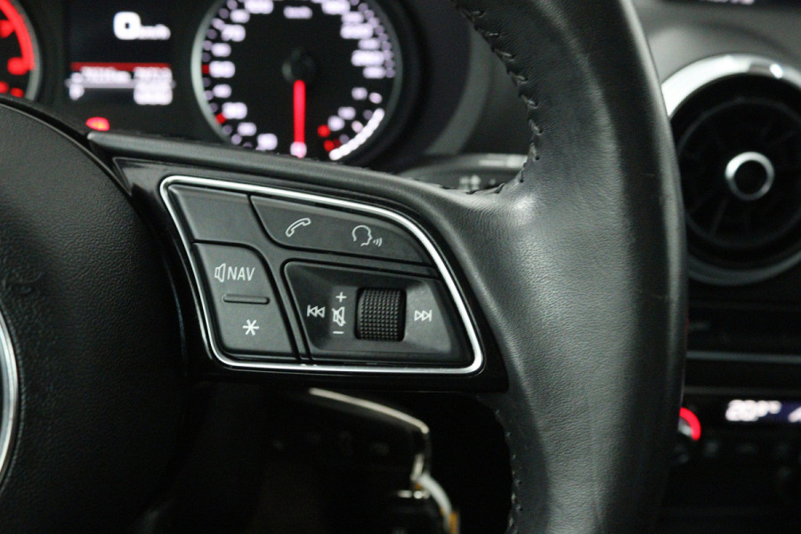 Audi A3 Sportback 1.0 TFSI Sport Lease Edition Automaat (PARKEERSENSOREN, NAVIGATIE, CRUISE CONTROL, AUTOMAAT)