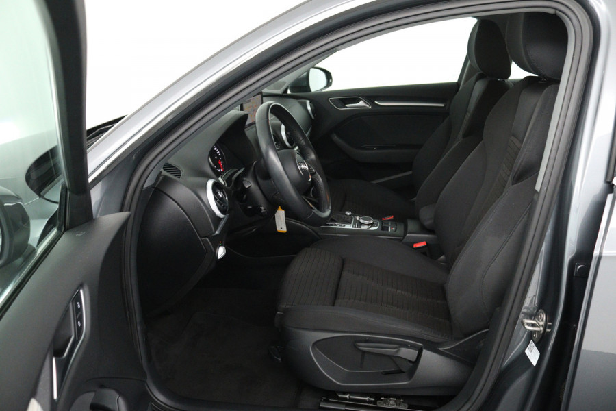 Audi A3 Sportback 1.0 TFSI Sport Lease Edition Automaat (PARKEERSENSOREN, NAVIGATIE, CRUISE CONTROL, AUTOMAAT)