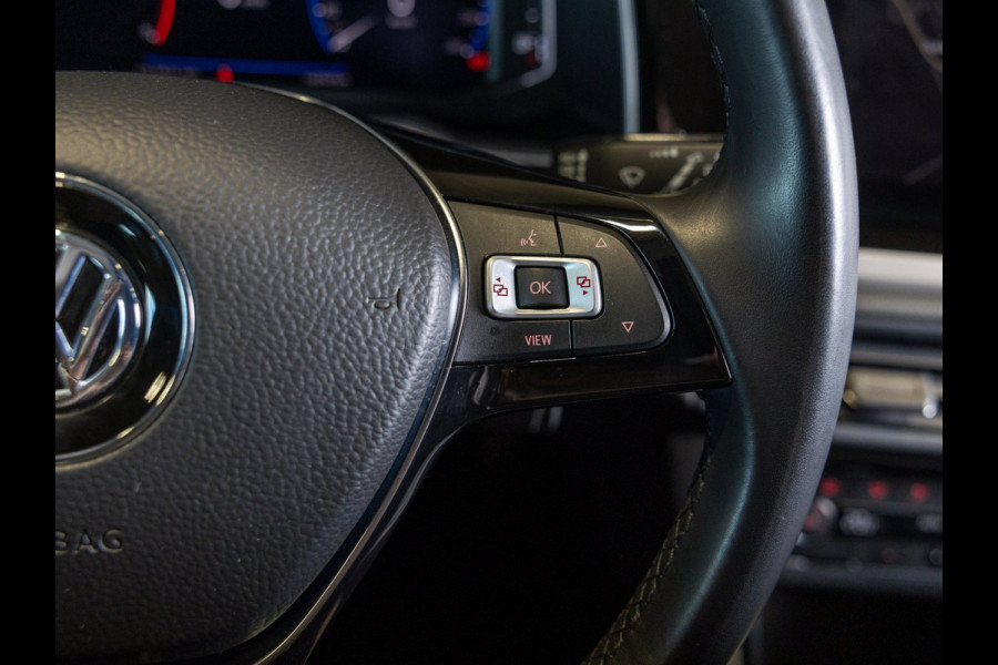 Volkswagen Polo 1.0 TSI Highline Business R / 116pk / Achteruitrij camera / Stoelverwarming / Virtual cockpit /