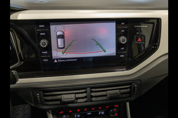 Volkswagen Polo 1.0 TSI Highline Business R / 116pk / Achteruitrij camera / Stoelverwarming / Virtual cockpit /