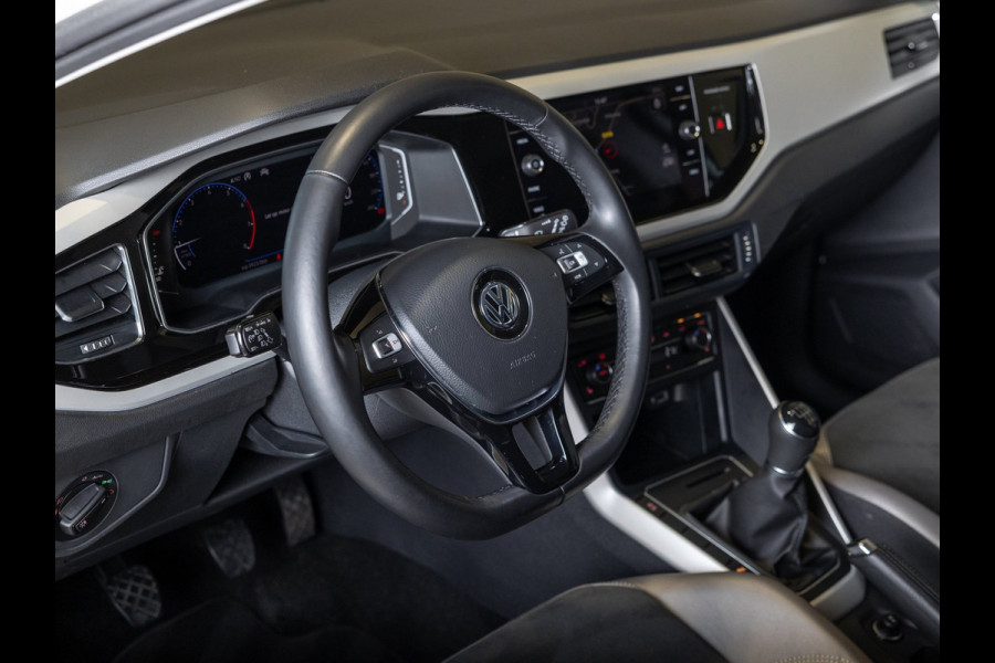 Volkswagen Polo 1.0 TSI Highline Business R / 116pk / Achteruitrij camera / Stoelverwarming / Virtual cockpit /