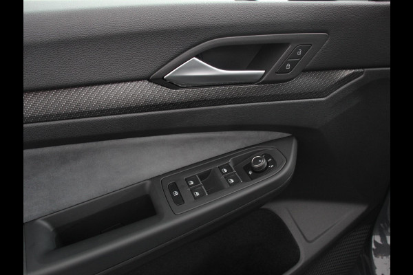 Volkswagen Golf 1.5 eTSI 150pk DSG R-Line Panorama dak Navigatie Apple Carplay/Android Auto Climate Control Camera Dab Extra Getint Glas Adaptive Cruise Control Virtual Cockpit Lichtmetalen Velgen