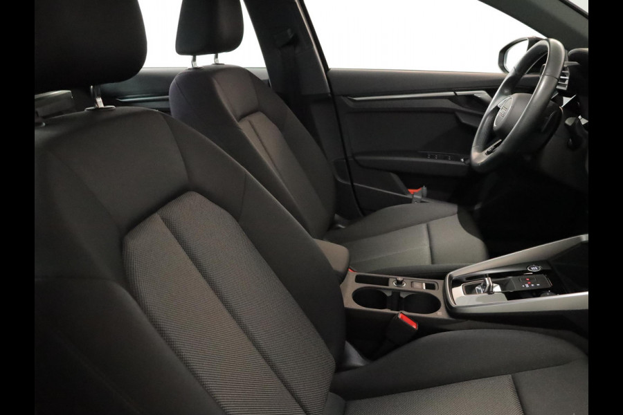 Audi A3 Sportback 30 TFSI Pro Line 110 pk S-tronic | Verlengde garantie | Navigatie via App | Parkeersensoren achter | Cruise control |