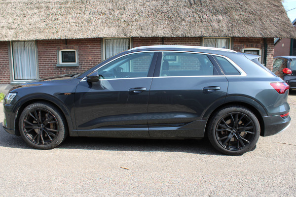 Audi e-tron e-tron 50 quattro Launch edition 71 kWh SOh 90,8% PANO LEER NAVI 113000KM!!!