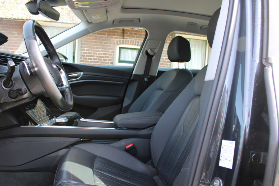 Audi e-tron e-tron 50 quattro Launch edition 71 kWh SOh 90,8% PANO LEER NAVI 113000KM!!!