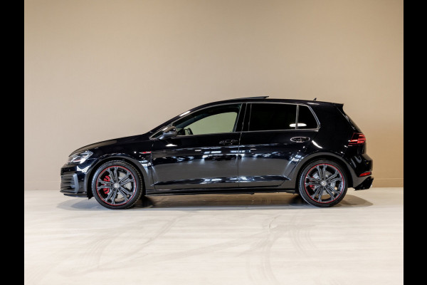 Volkswagen Golf 2.0 TSI GTI Performance / 245pk / Panorama dak / Leder / Dodehoek herkenning ./
