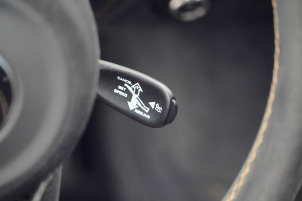 McLaren 720S 4.0 V8 Performance / Lift / 1e Eig. / 360 / Full Carbon / Sport Exhaust / MSO / 29dkm NAP