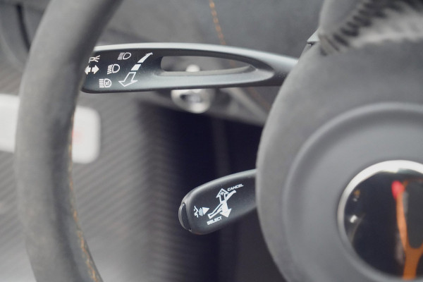 McLaren 720S 4.0 V8 Performance / Lift / 1e Eig. / 360 / Full Carbon / Sport Exhaust / MSO / 29dkm NAP