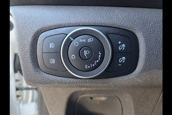 Ford Transit Custom 2.0 TDCI Automaat Trend Airco Cruisecontrol Navi Trekhaak Verwarmde stoel