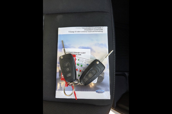 Ford Transit Custom 2.0 TDCI Automaat Trend Airco Cruisecontrol Navi Trekhaak Verwarmde stoel