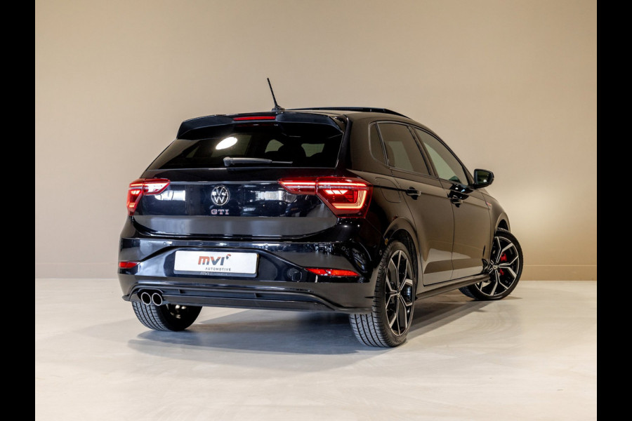 Volkswagen Polo 2.0 TSI GTI NL en BTW auto / Panorama dak / Keyless / Stoelverwarming / Achteruitrij camera /