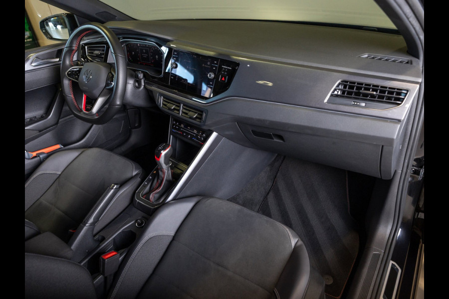 Volkswagen Polo 2.0 TSI GTI NL en BTW auto / Panorama dak / Keyless / Stoelverwarming / Achteruitrij camera /