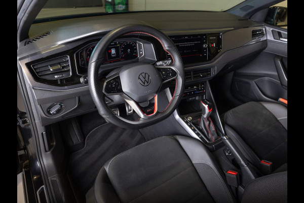 Volkswagen Polo 2.0 TSI GTI NL en BTW auto / Panorama dak / Keyless / Stoelverwarming / Achteruitrij camera /
