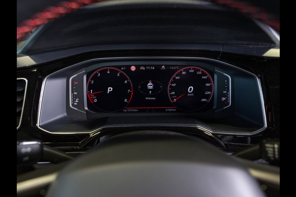 Volkswagen Polo 2.0 TSI GTI NL en BTW auto / Panorama dak / Keyless / Stoelverwarming / Achteruitrij camera /