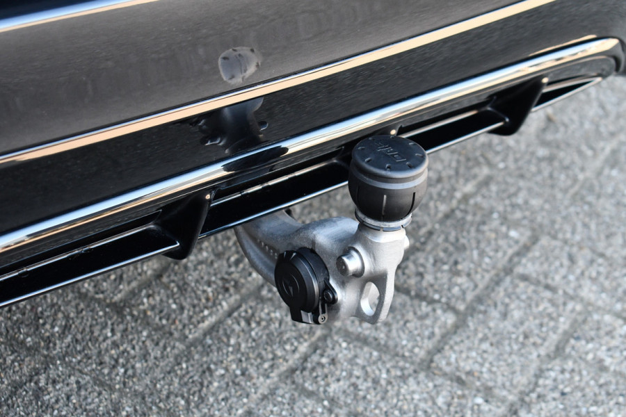 Mercedes-Benz E-Klasse Estate AMG 53 4M+ Pano Superscreen Trekh Burm HUD Distronic Night