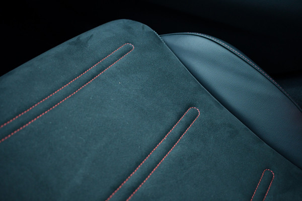 Mercedes-Benz E-Klasse Estate AMG 53 4M+ Pano Superscreen Trekh Burm HUD Distronic Night