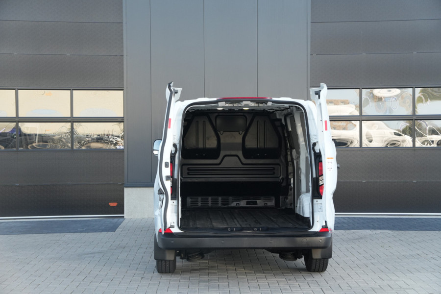 Ford Transit Custom 300 2.0 TDCI L2H1 Trend 136pk - Cruise - Carplay - LED - Rijklaar