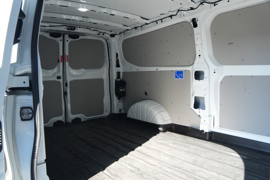 Ford Transit Custom 300 2.0 TDCI L2H1 Trend 136pk - Cruise - Carplay - LED - Rijklaar