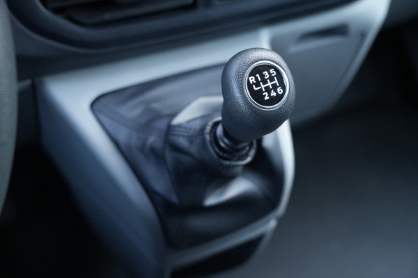 Ford Transit Custom 300 2.0 TDCI L2H1 Trend 136pk - Cruise - Carplay - LED - Rijklaar