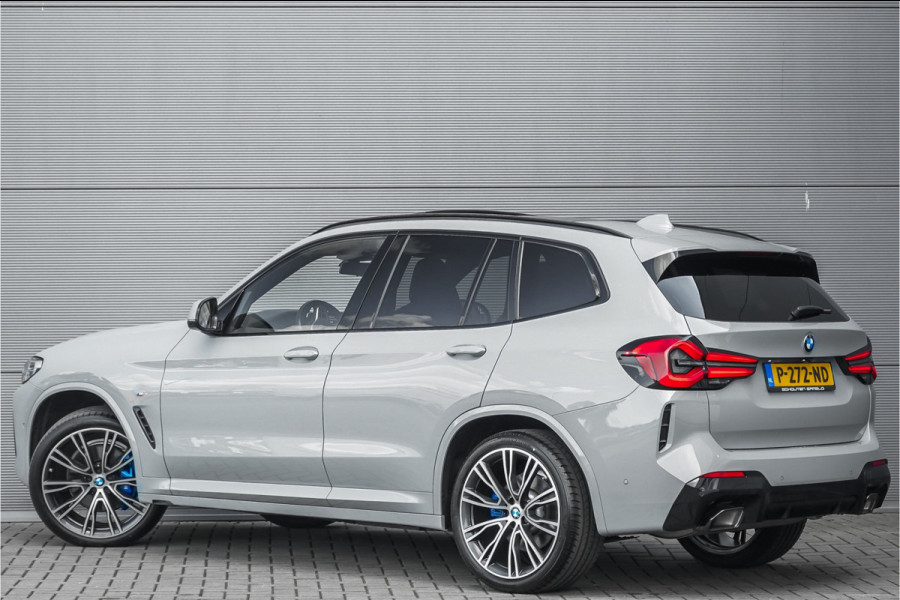 BMW X3 xDrive20i Bus Edition+ M-Sport M-Stoelen Pano Laser 21" Trekhaak