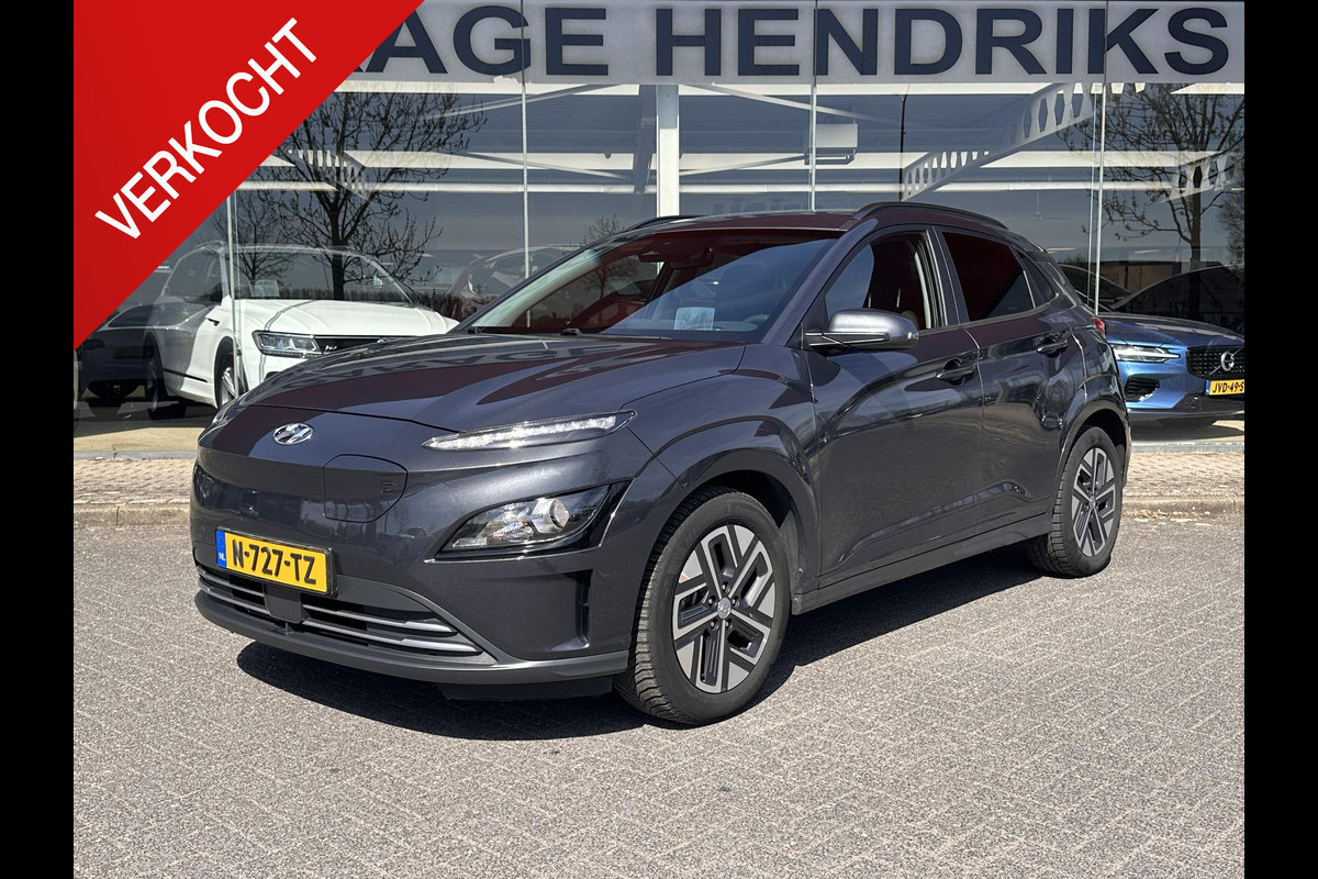 Hyundai Kona EV Fashion 64 kWh | SOH: 96,3%| Facelift | 3 Fase | Warmtepomp | Navi | HUD | Adaptive CC | Camera |