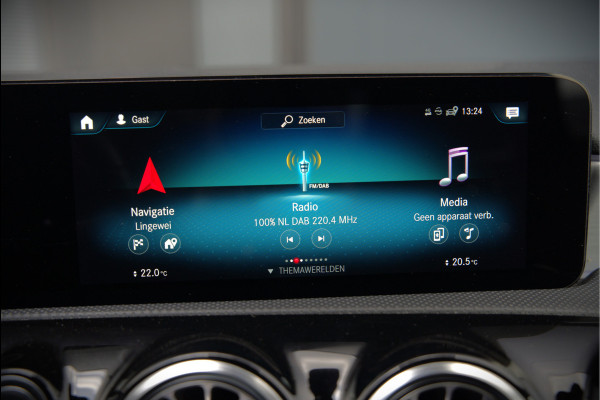 Mercedes-Benz A-Klasse 250 e Business Solution AMG Limited | Panoramadak | Stoelverwarming | Multibeam | Memory Seats | Keyless | Ambiance Verlichting | Camera | Cruise Control |