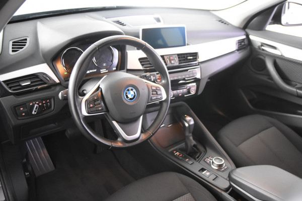 BMW X1 xDrive25e *1ste eigenaar*Navigatie*PDC*Standkachel*