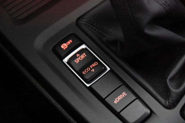 BMW X1 xDrive25e *1ste eigenaar*Navigatie*PDC*Standkachel*