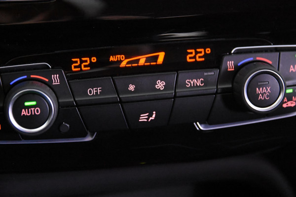 BMW X1 xDrive25e *1ste eigenaar*Navigatie*PDC*Standkachel*