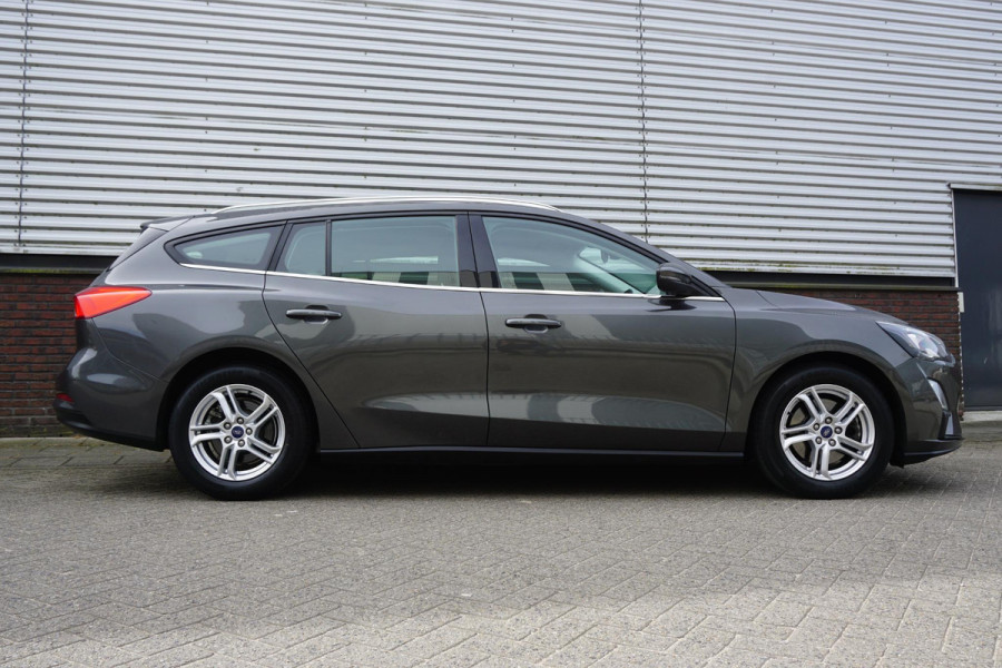 Ford FOCUS Wagon 1.0 EcoB.125PK Hybrid Business/Trekhaak/Camera/ 1e Eigenaar.