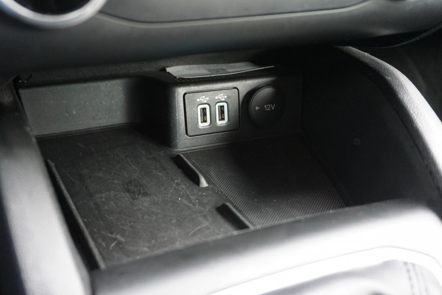 Ford FOCUS Wagon 1.0 EcoB.125PK Hybrid Business/Trekhaak/Camera/ 1e Eigenaar.