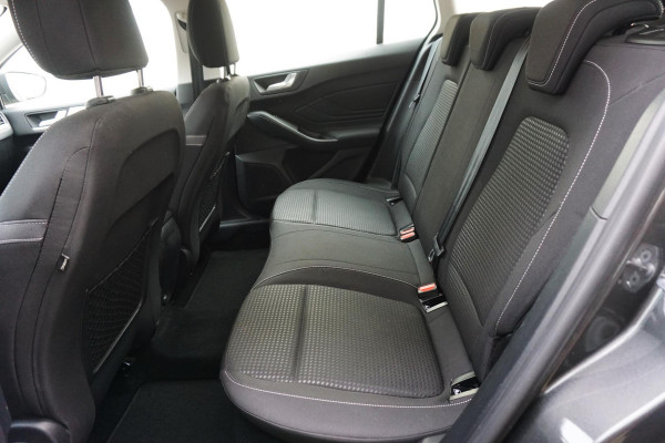 Ford FOCUS Wagon 1.0 EcoB.125PK Hybrid Business/Trekhaak/Camera/ 1e Eigenaar.